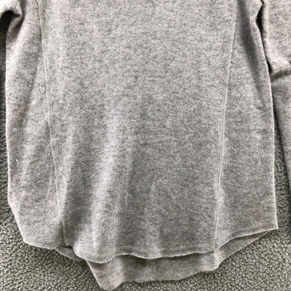 Aqua Cashmere Sweater Womens XS Gray Cold Shoulder Crewneck 100% Cashmere - Picture 4 of 10